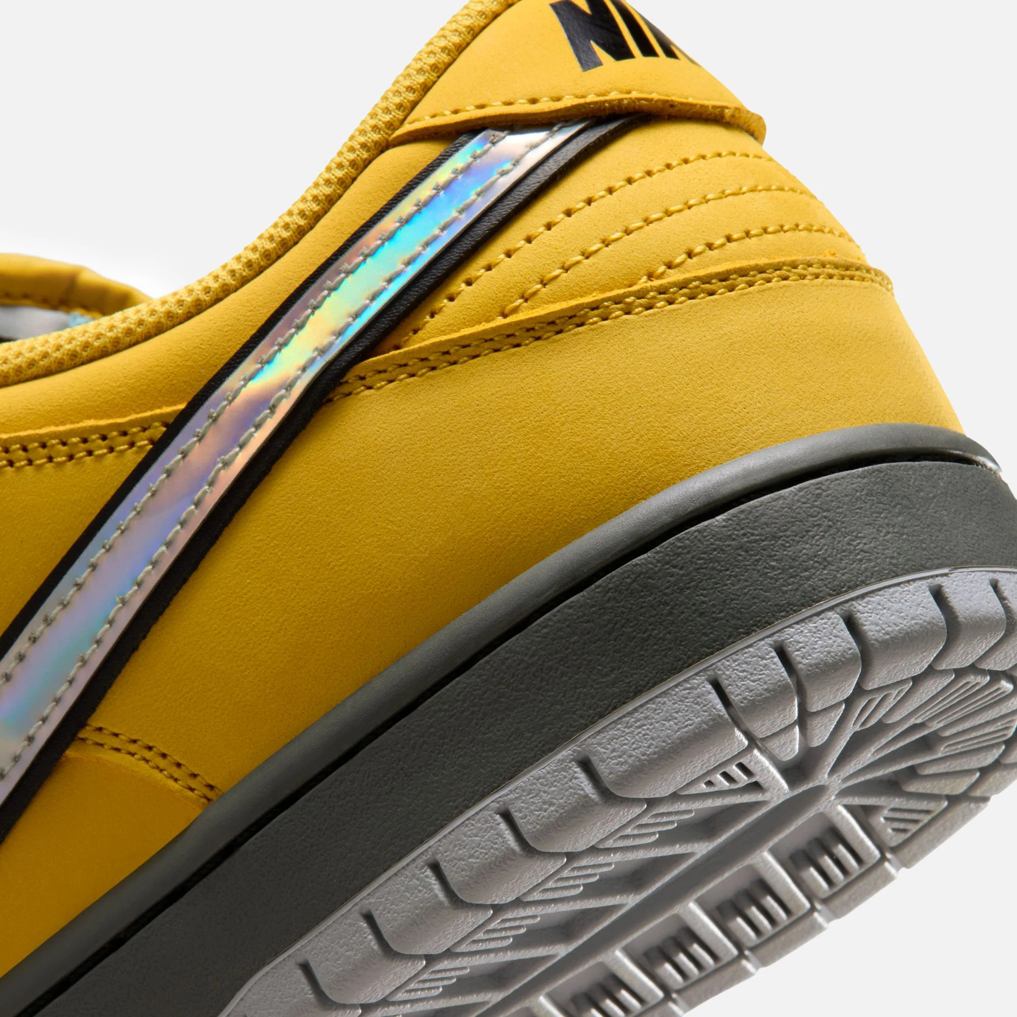 Nike SB Dunk Low Pro - Image 6