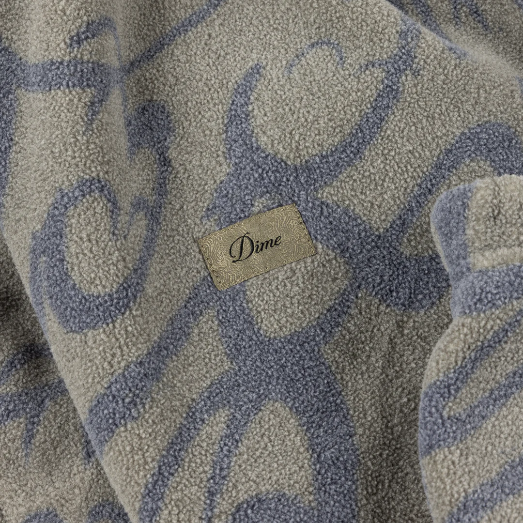 Reversible Chilling Fleece - Image 5